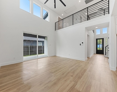 1604 Marburg Street - Photo Thumbnail 3