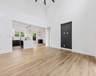 1604 Marburg Street - Photo Thumbnail 4