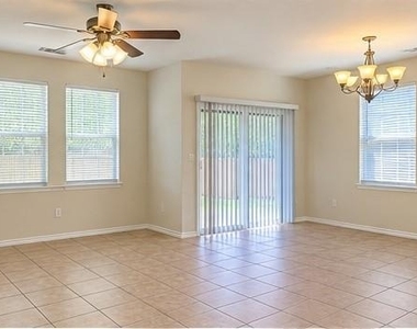 703 Parkplace Ridge - Photo Thumbnail 2