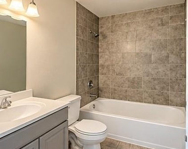 703 Parkplace Ridge - Photo Thumbnail 7