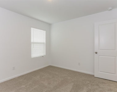 1321 Buckaroo Boulevard - Photo Thumbnail 2