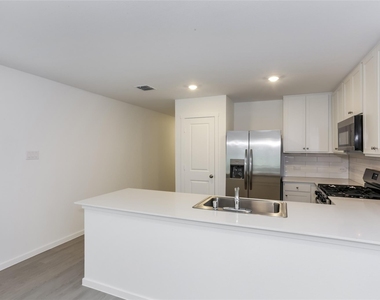15209 Rangeland Road - Photo Thumbnail 1