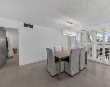 1370 S Ocean Boulevard - Photo Thumbnail 6