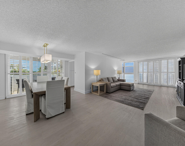 1370 S Ocean Boulevard - Photo Thumbnail 4