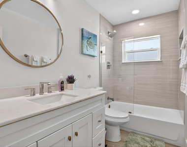 108 Se 11th Avenue - Photo Thumbnail 15