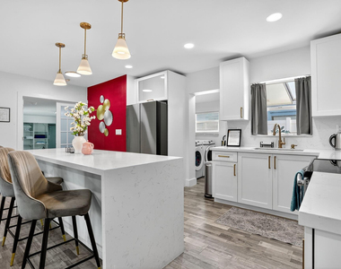 108 Se 11th Avenue - Photo Thumbnail 10