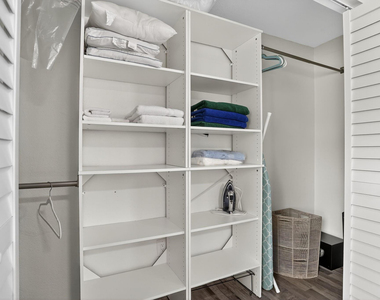 108 Se 11th Avenue - Photo Thumbnail 22