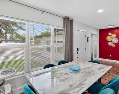 108 Se 11th Avenue - Photo Thumbnail 9