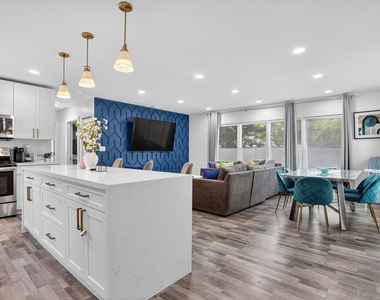 108 Se 11th Avenue - Photo Thumbnail 6