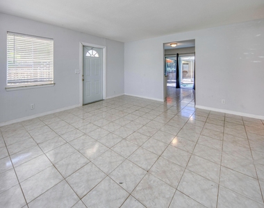 216 S Ocean Breeze - Photo Thumbnail 8