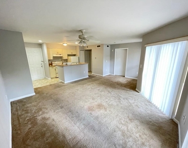 4783 Via Palm Lakes - Photo Thumbnail 8