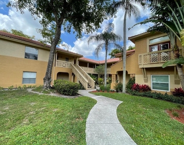 4783 Via Palm Lakes - Photo Thumbnail 1