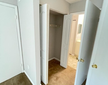 4783 Via Palm Lakes - Photo Thumbnail 14