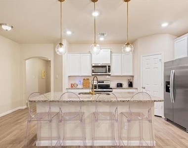 3105 Beutel Road - Photo Thumbnail 8