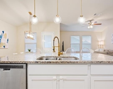 3105 Beutel Road - Photo Thumbnail 12