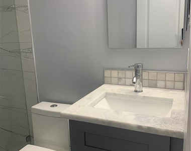 103 Riviera Circle - Photo Thumbnail 8
