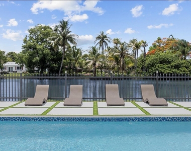 1821 Carissa Road - Photo Thumbnail 38
