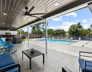 1821 Carissa Road - Photo Thumbnail 31