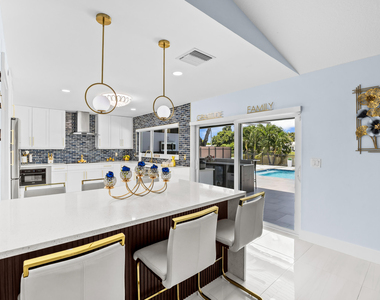 1821 Carissa Road - Photo Thumbnail 13