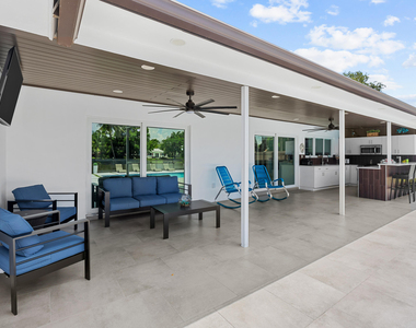 1821 Carissa Road - Photo Thumbnail 33