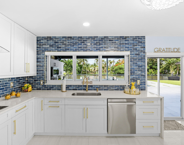 1821 Carissa Road - Photo Thumbnail 14