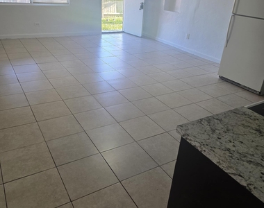2028 Funston Street - Photo Thumbnail 4
