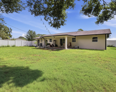 2657 Seneca Avenue - Photo Thumbnail 19
