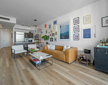 55 Se 6th Street - Photo Thumbnail 14