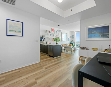 55 Se 6th Street - Photo Thumbnail 9
