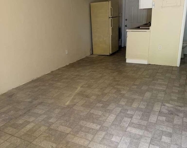 529 Nw 8th Avenue - Photo Thumbnail 5