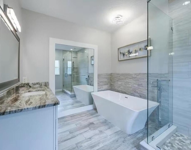 13383 Temple Boulevard - Photo Thumbnail 9