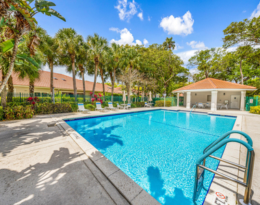 4107 Carriage Drive - Photo Thumbnail 31