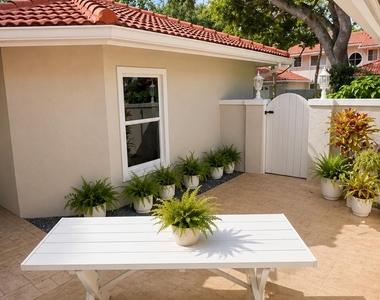 4107 Carriage Drive - Photo Thumbnail 3