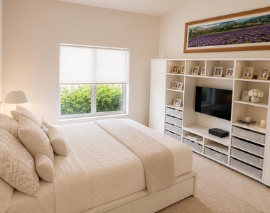 4107 Carriage Drive - Photo Thumbnail 12