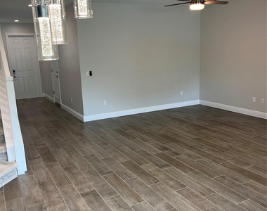 636 Parsons Way - Photo Thumbnail 3