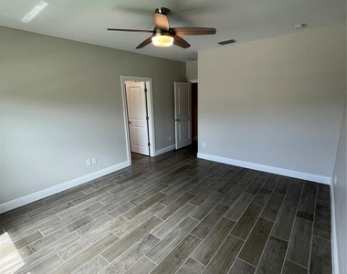 636 Parsons Way - Photo Thumbnail 11