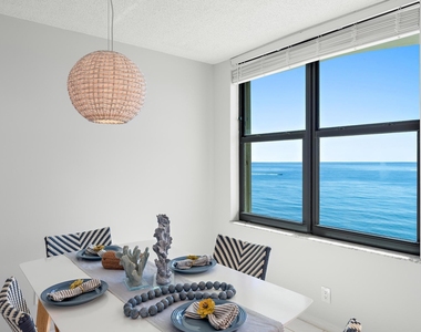 5480 N Ocean Drive - Photo Thumbnail 10