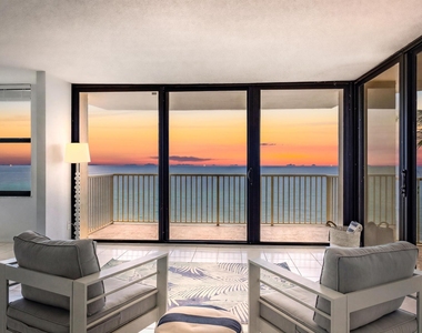 5480 N Ocean Drive - Photo Thumbnail 2