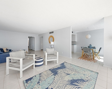 5480 N Ocean Drive - Photo Thumbnail 4