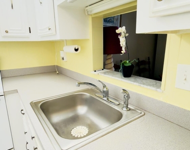 2801 Somerset Drive - Photo Thumbnail 14