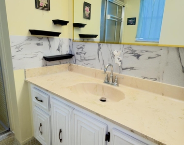 2801 Somerset Drive - Photo Thumbnail 30
