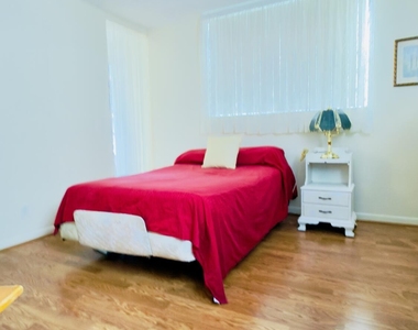 2801 Somerset Drive - Photo Thumbnail 26