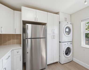 351 Wickline Boulevard - Photo Thumbnail 12