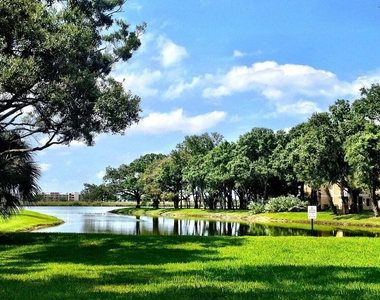 2667 Nw 33rd Street - Photo Thumbnail 26