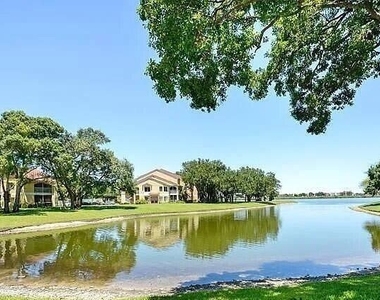 2667 Nw 33rd Street - Photo Thumbnail 5
