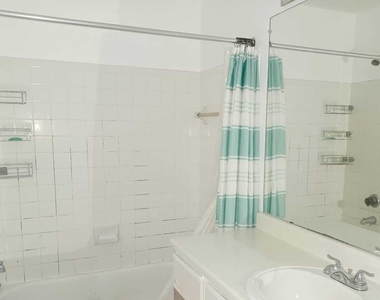 2667 Nw 33rd Street - Photo Thumbnail 23