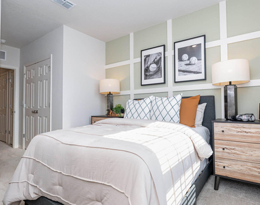 12777 Sw Forli Way - Photo Thumbnail 7