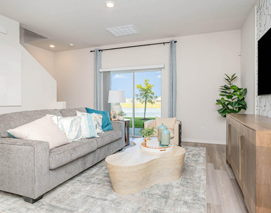 12777 Sw Forli Way - Photo Thumbnail 2
