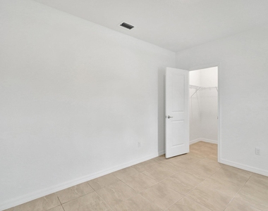 5111 Montecristo Terrace - Photo Thumbnail 30