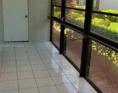 9706 S Belfort Circle - Photo Thumbnail 4